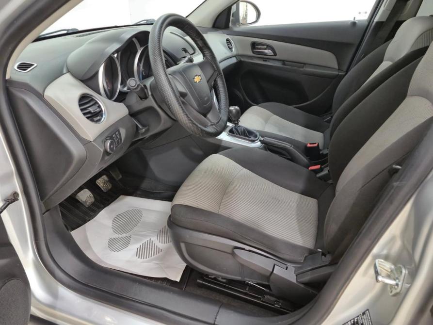Chevrolet Cruze I Рестайлинг Альметьевск  - изображение 9