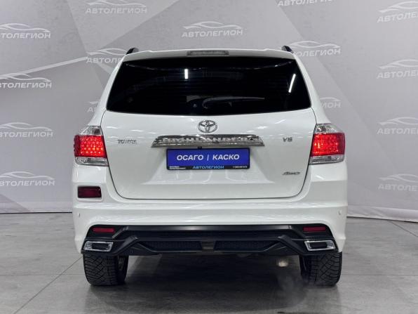 Toyota Highlander II (XU40) Рестайлинг с пробегом 2011 года, цена 2 225 000 рублей, 310000 км, внедорожник, Автокод Объявления