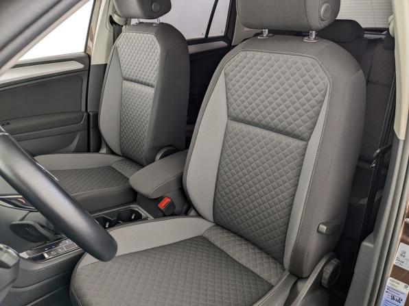 Volkswagen Tiguan II с пробегом 2018 года, цена 2 350 000 рублей, 37000 км, внедорожник, Автокод Объявления
