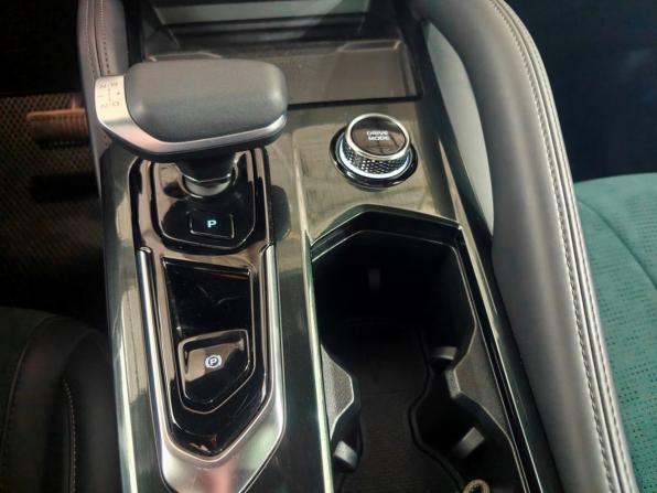 Geely Monjaro I с пробегом 2023 года, цена 3 175 000 рублей, 35285 км, внедорожник, Автокод Объявления