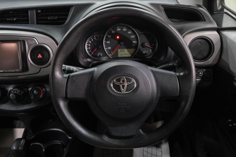 Toyota Vitz III (XP130) Новокузнецк  - изображение 21