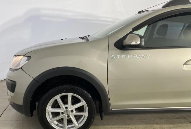 Renault Sandero II с пробегом 2016 года, цена 730 000 рублей, 235387 км, хэтчбек, Автокод Объявления