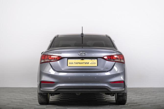 Hyundai Solaris II с пробегом 2017 года, цена 1 399 000 рублей, 88700 км, седан, Автокод Объявления