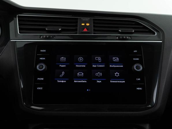 Volkswagen Tiguan II с пробегом 2020 года, цена 2 649 046 рублей, 102638 км, внедорожник, Автокод Объявления