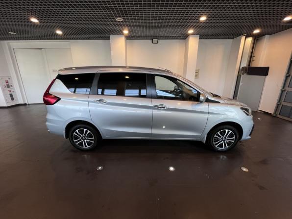 Suzuki Ertiga II Рестайлинг с пробегом 2022 года, цена 1 850 000 рублей, 150193 км, компактвэн, Автокод Объявления