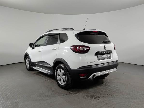 Renault Kaptur I с пробегом 2018 года, цена 1 030 000 рублей, 141255 км, внедорожник, Автокод Объявления