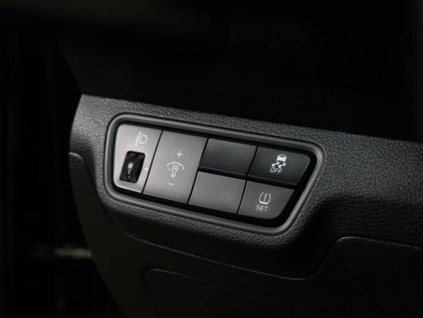 Kia Cerato IV Рестайлинг с пробегом 2021 года, цена 2 299 000 рублей, 49864 км, седан, Автокод Объявления