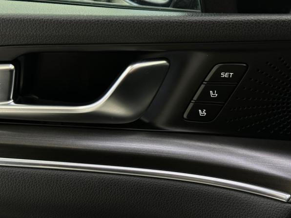 Kia K5 III с пробегом 2021 года, цена 2 630 000 рублей, 118193 км, седан, Автокод Объявления