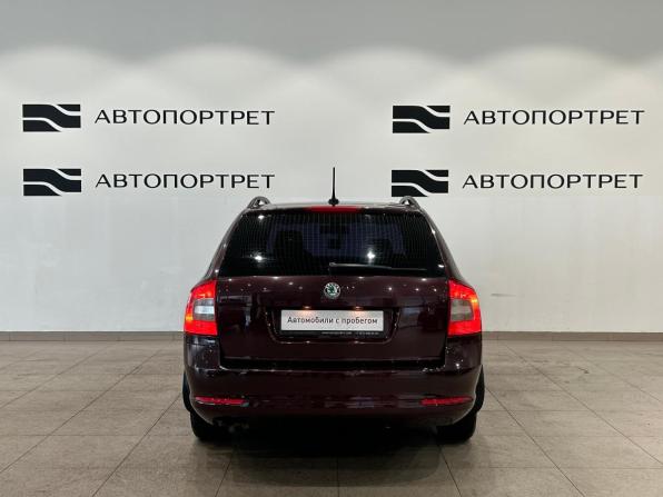 Skoda Octavia II (A5) Рестайлинг с пробегом 2012 года, цена 849 000 рублей, 225381 км, универсал, Автокод Объявления