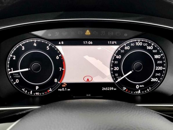 Volkswagen Tiguan II с пробегом 2017 года, цена 1 915 000 рублей, 245238 км, внедорожник, Автокод Объявления