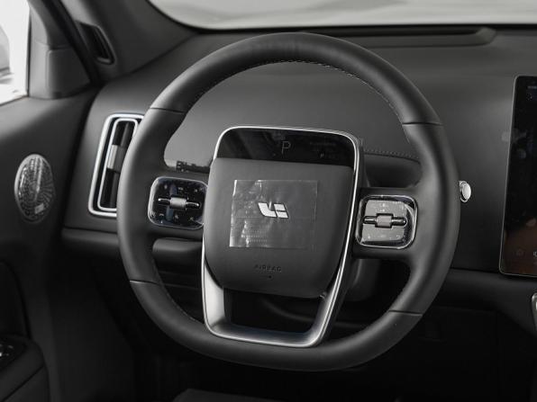 Новый Li Auto (Lixiang) L7 I Рестайлинг 2026 года, цена 10 690 000 рублей, внедорожник, Автокод Объявления