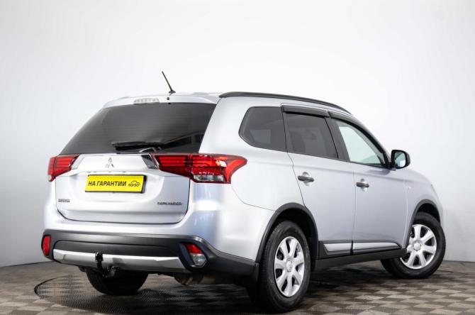 Mitsubishi Outlander III Рестайлинг 2 с пробегом 2016 года, цена 1 459 000 рублей, 232000 км, внедорожник, Автокод Объявления