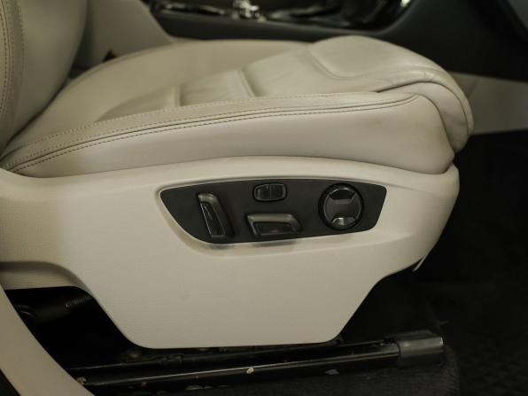 Volkswagen Touareg II с пробегом 2012 года, цена 2 464 000 рублей, 121383 км, внедорожник, Автокод Объявления