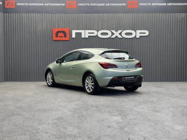 Opel Astra J Рестайлинг с пробегом 2011 года, цена 797 000 рублей, 71790 км, хэтчбек, Автокод Объявления