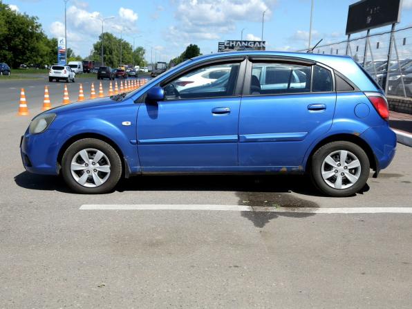 Kia Rio II Рестайлинг с пробегом 2011 года, цена 355 000 рублей, 180000 км, хэтчбек, Автокод Объявления