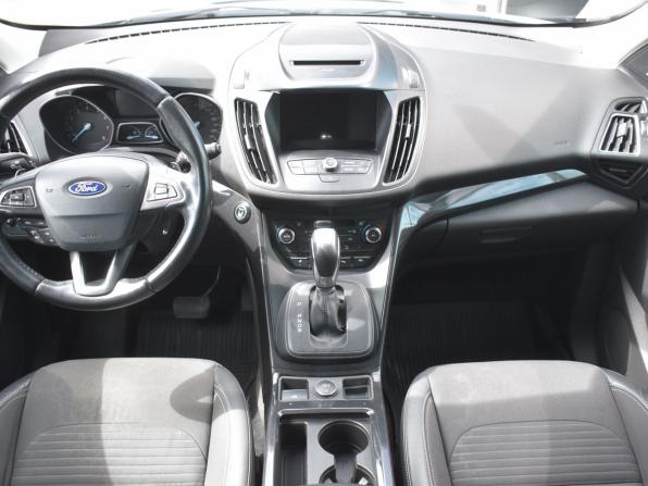 Ford Kuga II Рестайлинг с пробегом 2018 года, цена 1 420 000 рублей, 144755 км, внедорожник, Автокод Объявления