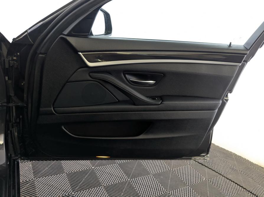 BMW 5 серии VI (F10/F11/F07) Рестайлинг Москва  - изображение 27