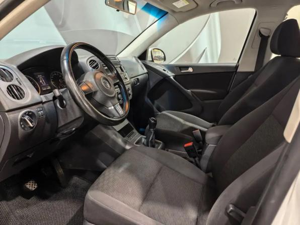 Volkswagen Tiguan I Рестайлинг с пробегом 2014 года, цена 1 090 000 рублей, 178600 км, внедорожник, Автокод Объявления