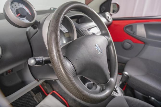 Peugeot 107 I с пробегом 2007 года, цена 399 000 рублей, 141036 км, хэтчбек, Автокод Объявления