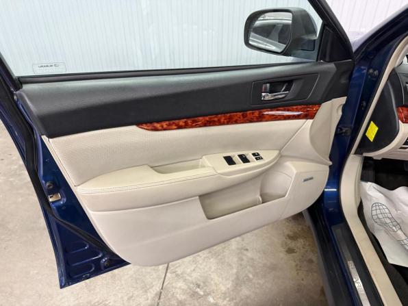 Subaru Outback IV с пробегом 2011 года, цена 1 397 000 рублей, 132204 км, универсал, Автокод Объявления