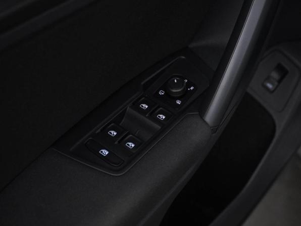 Volkswagen Tiguan II с пробегом 2019 года, цена 2 278 444 рубля, 124254 км, внедорожник, Автокод Объявления