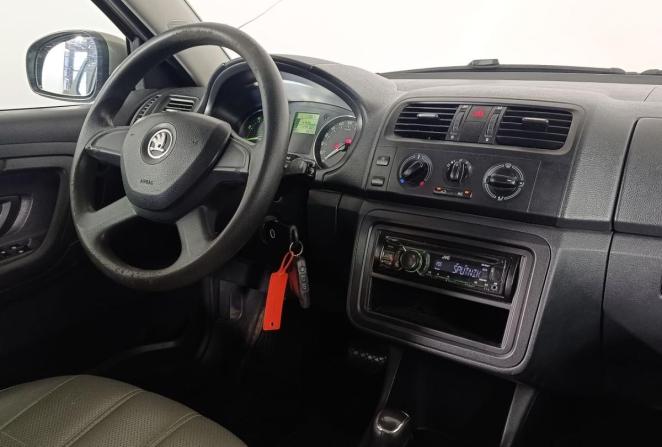 Skoda Fabia II Рестайлинг с пробегом 2013 года, цена 750 000 рублей, 174179 км, хэтчбек, Автокод Объявления