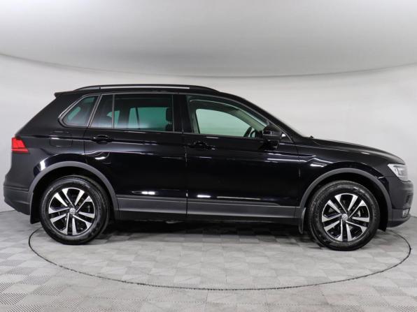 Volkswagen Tiguan II с пробегом 2019 года, цена 2 519 000 рублей, 36091 км, внедорожник, Автокод Объявления