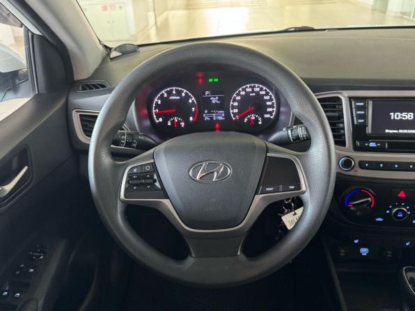 Hyundai Solaris II с пробегом 2019 года, цена 1 200 000 рублей, 101798 км, седан, Автокод Объявления