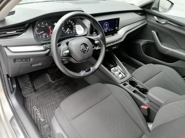 Skoda Octavia IV (A8) с пробегом 2021 года, цена 2 259 000 рублей, 97031 км, лифтбек, Автокод Объявления
