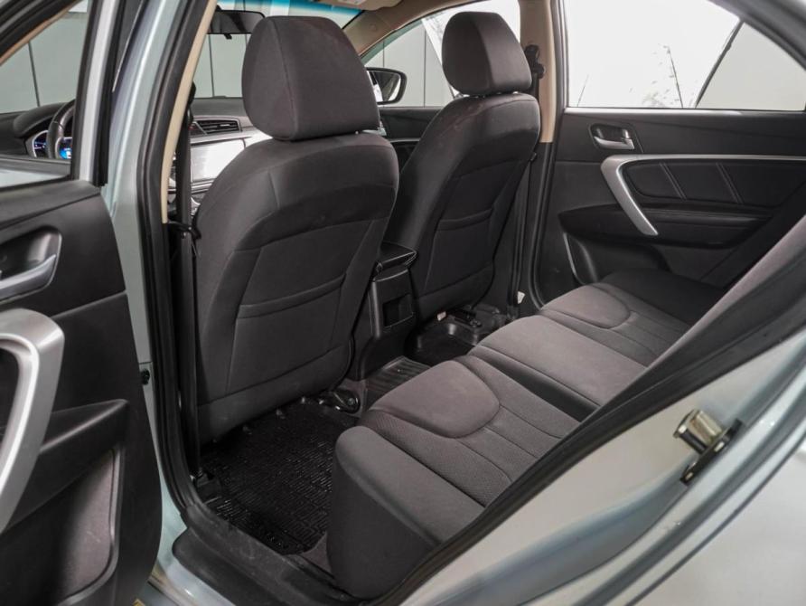 Geely Emgrand 7 I Рестайлинг Воронеж  - изображение 11