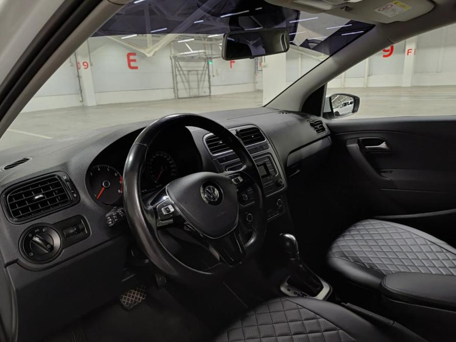 Volkswagen Polo V Рестайлинг Казань  - изображение 20