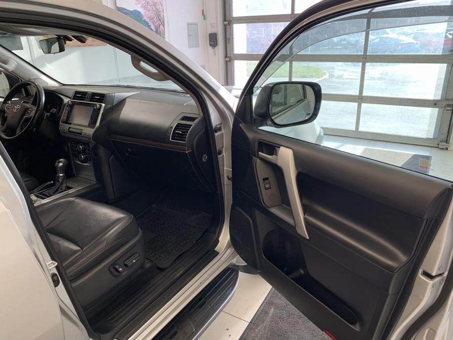 Toyota Land Cruiser Prado 150 Series Рестайлинг 3 Екатеринбург  - изображение 20