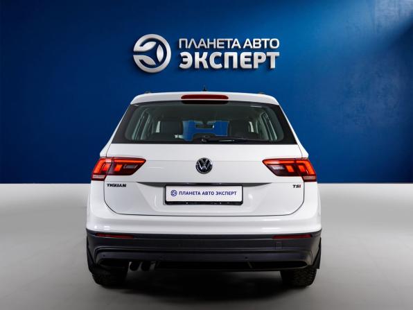 Volkswagen Tiguan II с пробегом 2017 года, цена 1 940 000 рублей, 136817 км, внедорожник, Автокод Объявления