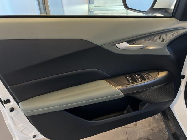 Changan Lamore с пробегом 2023 года, цена 1 950 000 рублей, 33208 км, седан, Автокод Объявления
