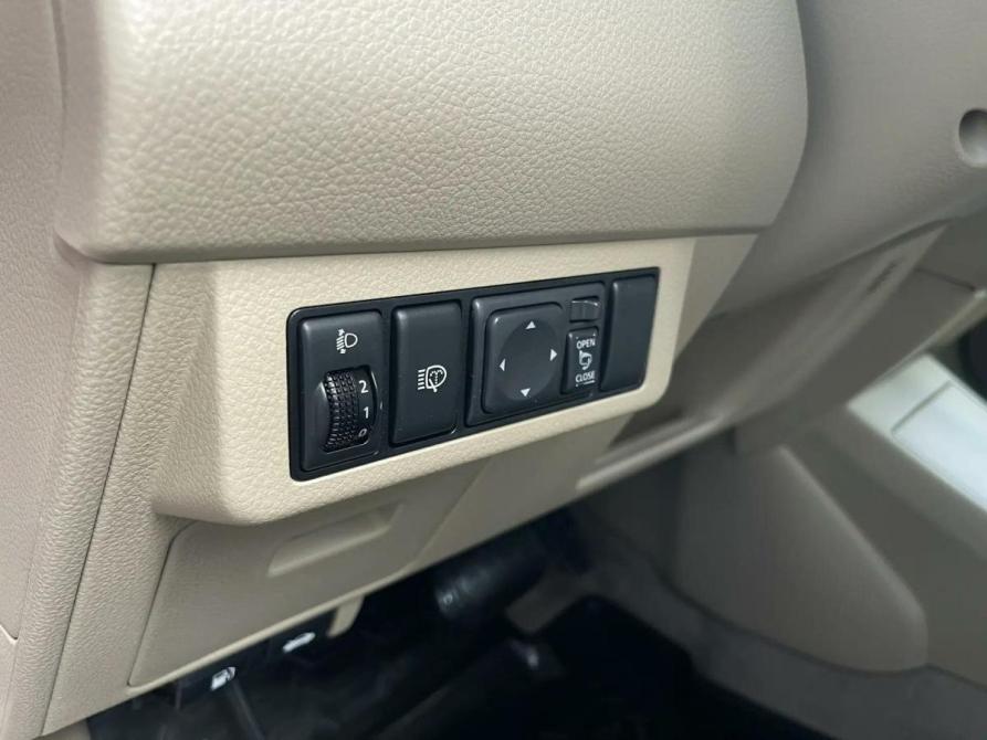 Nissan Tiida I Рестайлинг Новосибирск  - изображение 15