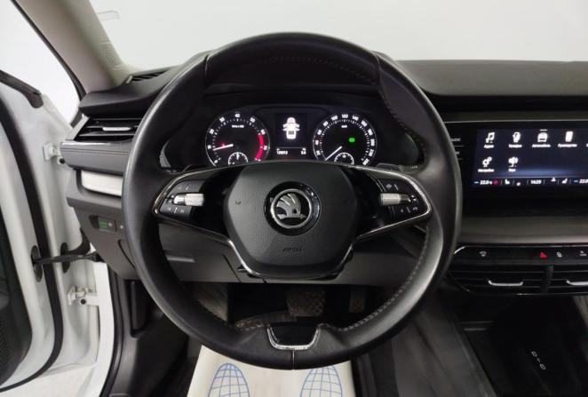 Skoda Octavia III (A7) Рестайлинг с пробегом 2020 года, цена 2 000 000 рублей, 129812 км, универсал, Автокод Объявления