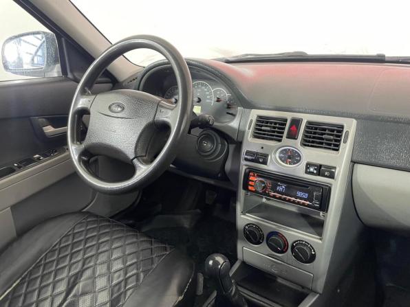 Lada (ВАЗ) Priora I с пробегом 2010 года, цена 211 000 рублей, 243751 км, хэтчбек, Автокод Объявления