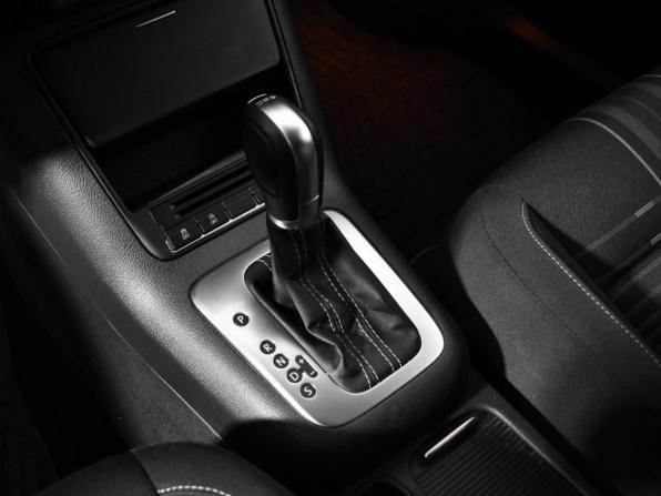 Volkswagen Tiguan I Рестайлинг с пробегом 2015 года, цена 1 309 000 рублей, 163931 км, внедорожник, Автокод Объявления
