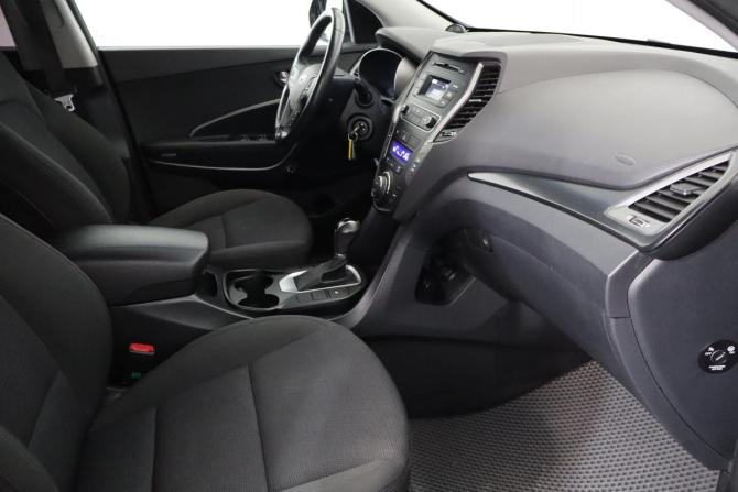 Hyundai Santa Fe III Рестайлинг с пробегом 2018 года, цена 1 999 000 рублей, 134000 км, внедорожник, Автокод Объявления