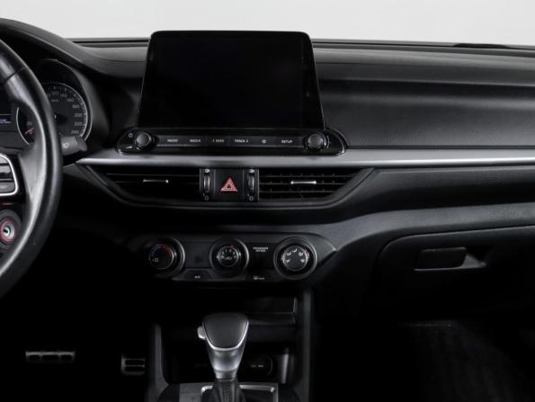 Kia Cerato IV Рестайлинг с пробегом 2021 года, цена 2 000 000 рублей, 42025 км, седан, Автокод Объявления