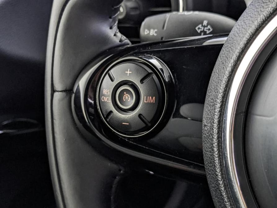 Mini Hatch III (F55/F56) Москва  - изображение 28