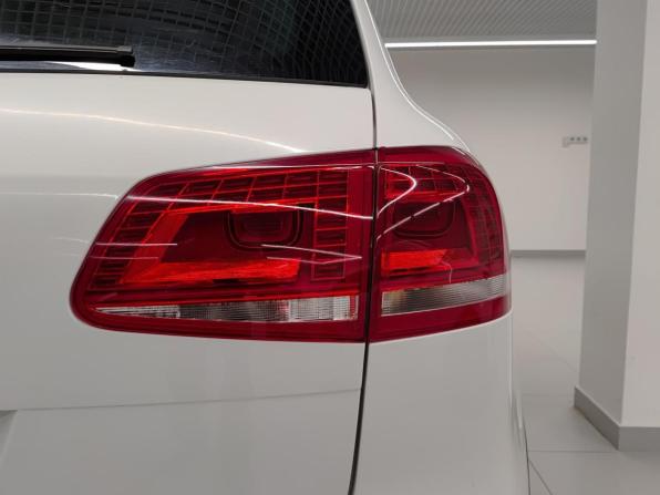 Volkswagen Touareg II Рестайлинг с пробегом 2014 года, цена 1 699 000 рублей, 308430 км, внедорожник, Автокод Объявления