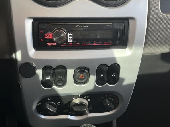 Renault Logan I Рестайлинг с пробегом 2010 года, цена 420 000 рублей, 215000 км, седан, Автокод Объявления