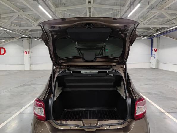 Renault Sandero II Рестайлинг с пробегом 2020 года, цена 1 349 000 рублей, 34760 км, хэтчбек, Автокод Объявления