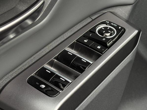 Toyota RAV4 VI (XA60) с пробегом 2026 года, цена 4 550 000 рублей, 10 км, внедорожник, Автокод Объявления