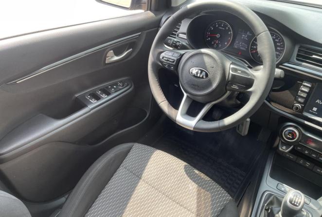 Kia Rio IV с пробегом 2018 года, цена 1 260 000 рублей, 79170 км, седан, Автокод Объявления