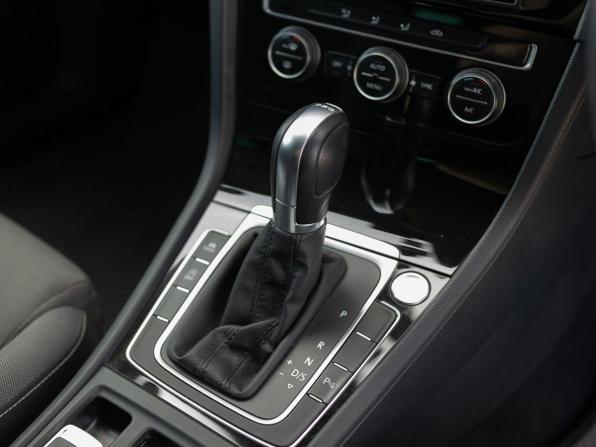 Volkswagen Golf VII с пробегом 2014 года, цена 1 440 000 рублей, 88781 км, универсал, Автокод Объявления