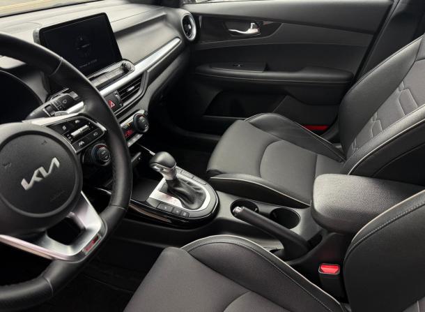 Kia Cerato IV Рестайлинг с пробегом 2021 года, цена 2 310 000 рублей, 97258 км, седан, Автокод Объявления