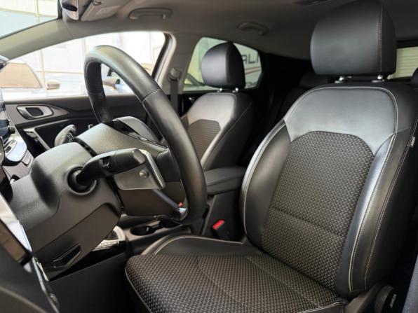 Kia XCeed I с пробегом 2020 года, цена 2 250 000 рублей, 39978 км, хэтчбек, Автокод Объявления