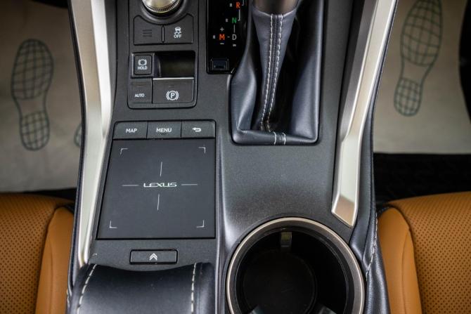 Lexus NX I Рестайлинг с пробегом 2021 года, цена 4 299 000 рублей, 25300 км, внедорожник, Автокод Объявления